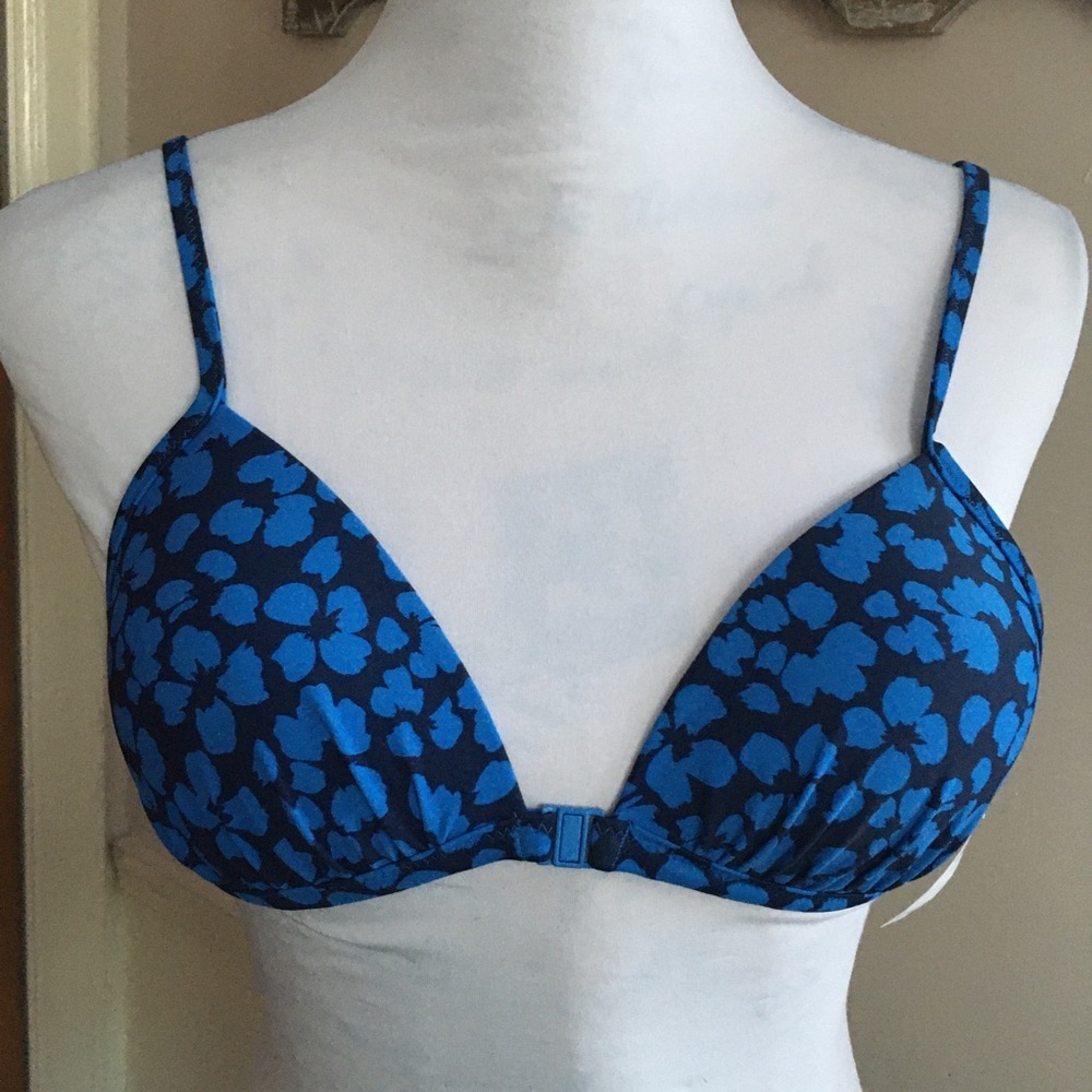 NWT Aerie Front Closure Bikini Top Sz Medium